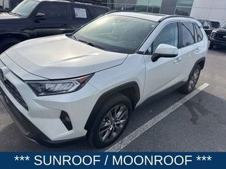 Used 2019 Toyota RAV4 Limited w/ Advanced Technology Package video 3