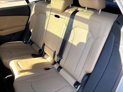 Used 2020 Audi Q8 Prestige w/ Prestige Package image 17