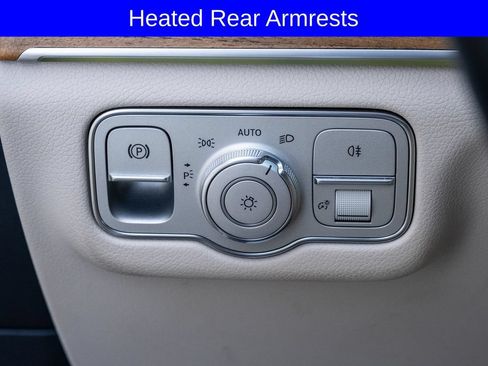 Used 2022 Mercedes-Benz GLS 450 4MATIC image 24