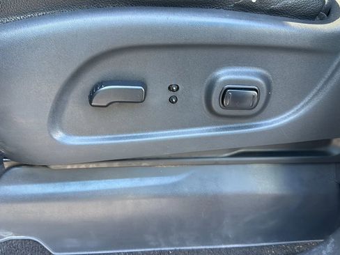 Used 2019 Nissan Titan PRO-4X w/ Pro-4x Convenience Package image 24