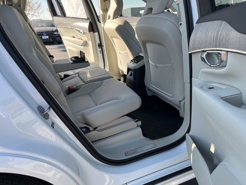 New 2025 Volvo XC90 T8 Plus w/ Protection Package Premier AWD/4WD image 22