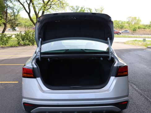 Used 2024 Nissan Altima 2.5 SV FWD image 5