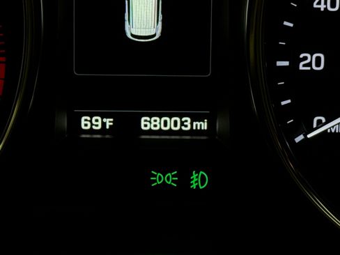 Used 2017 Hyundai Santa Fe SE w/ SE Premium Package 02 AWD/4WD image 9