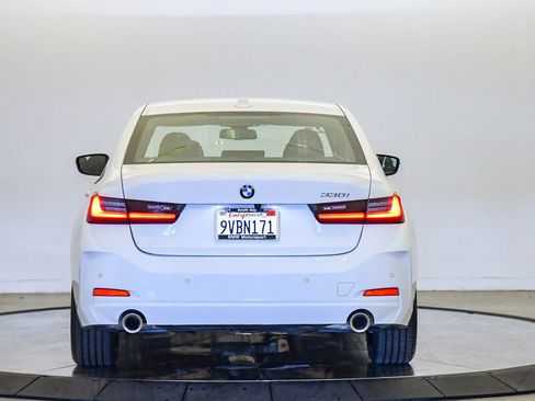 Used 2025 BMW 330i Sedan w/ Premium Package image 3