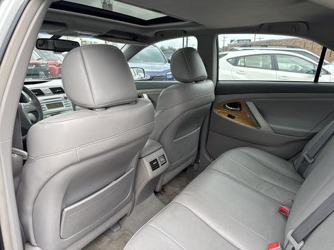 Used 2007 Toyota Camry V6 FWD image 24