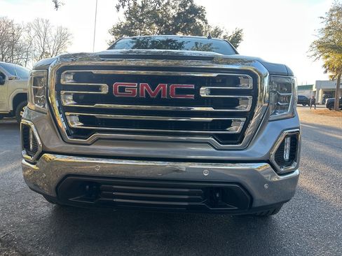 Used 2019 GMC Sierra 1500 SLT w/ SLT Premium Plus Package image 3