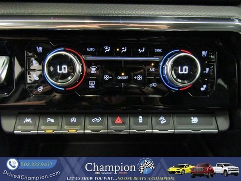 Used 2024 GMC Sierra 1500 Denali AWD/4WD image 46