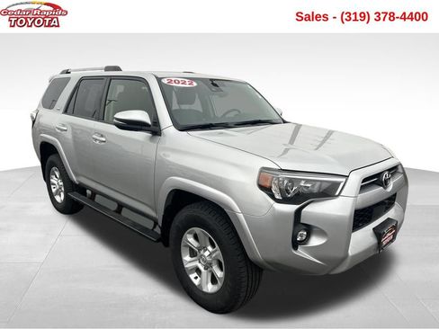Used 2022 Toyota 4Runner SR5 Premium w/ Moonroof Package image 9