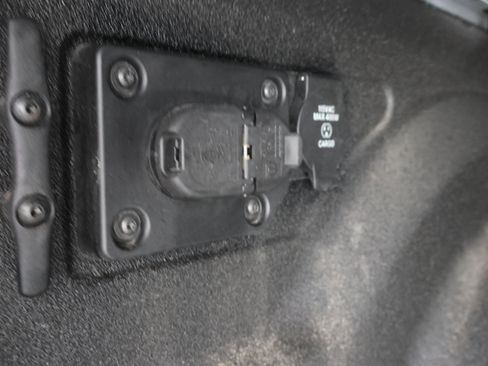 Used 2022 RAM 2500 Laramie AWD/4WD image 30
