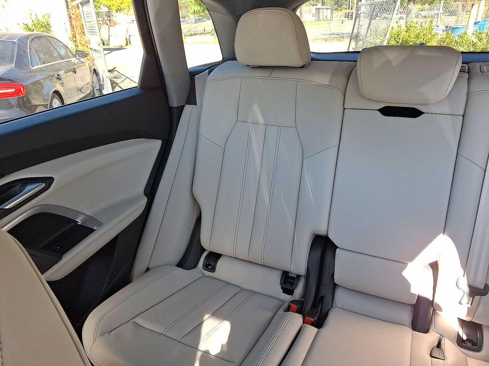 Used 2025 Audi Q5 Premium AWD/4WD image 12
