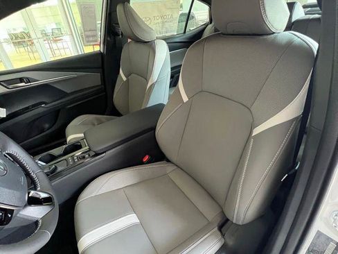 New 2026 Toyota Camry SE w/ Convenience Package FWD image 10