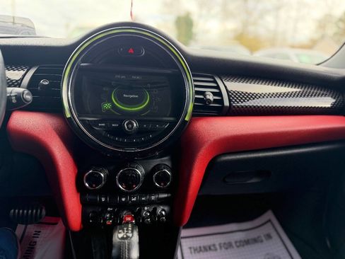 Used 2016 MINI Cooper S image 16