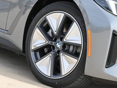 Used 2026 BMW i4 xDrive40i w/ Premium Package AWD/4WD image 8