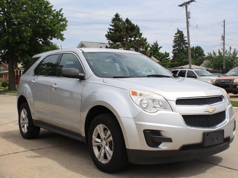 Used 2014 Chevrolet Equinox LS AWD/4WD image 4