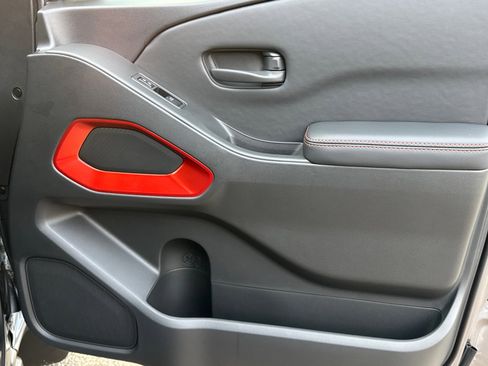 New 2026 Nissan Frontier Pro-X w/ Pro-X Convenience Package image 14