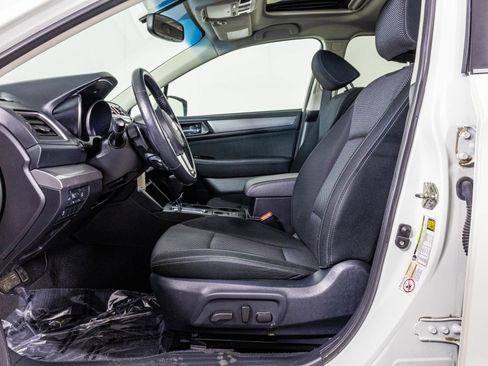Used 2017 Subaru Outback 2.5i Premium AWD/4WD image 24