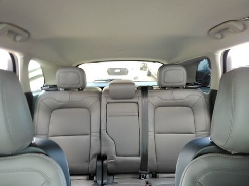 Used 2025 Lincoln Corsair FWD w/ Equipment Group 101A image 35