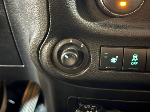 Used 2013 Jeep Wrangler Sahara AWD/4WD image 25