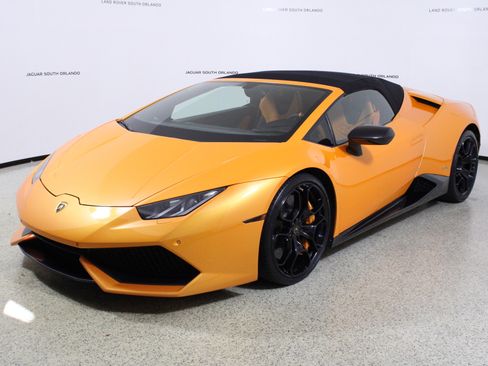 Used 2016 Lamborghini Huracan LP 610-4 image 4