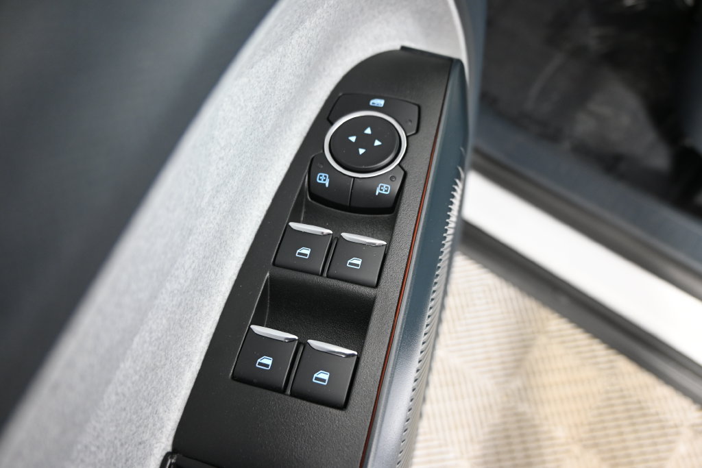 Used 2023 Ford Maverick XLT FWD image 19