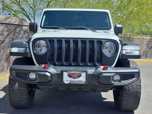 Used 2022 Jeep Gladiator Rubicon AWD/4WD image 4