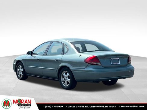 Used 2005 Ford Taurus SE FWD image 4