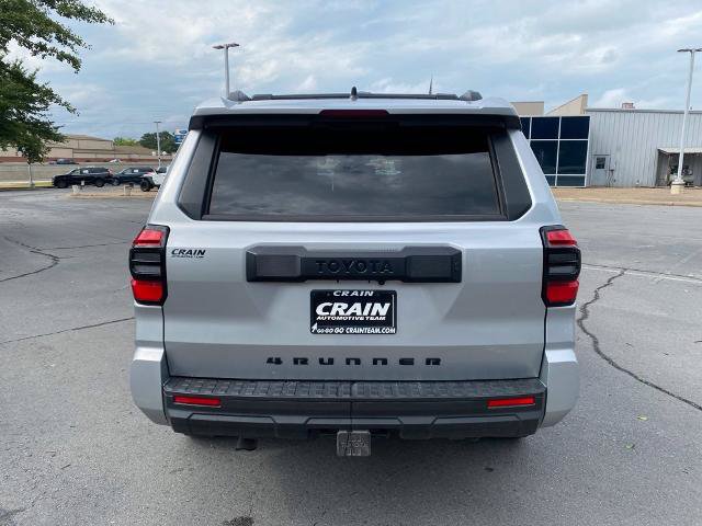 Used 2025 Toyota 4Runner SR5 AWD/4WD image 6
