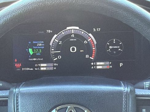 Used 2024 Toyota Tundra Limited image 17