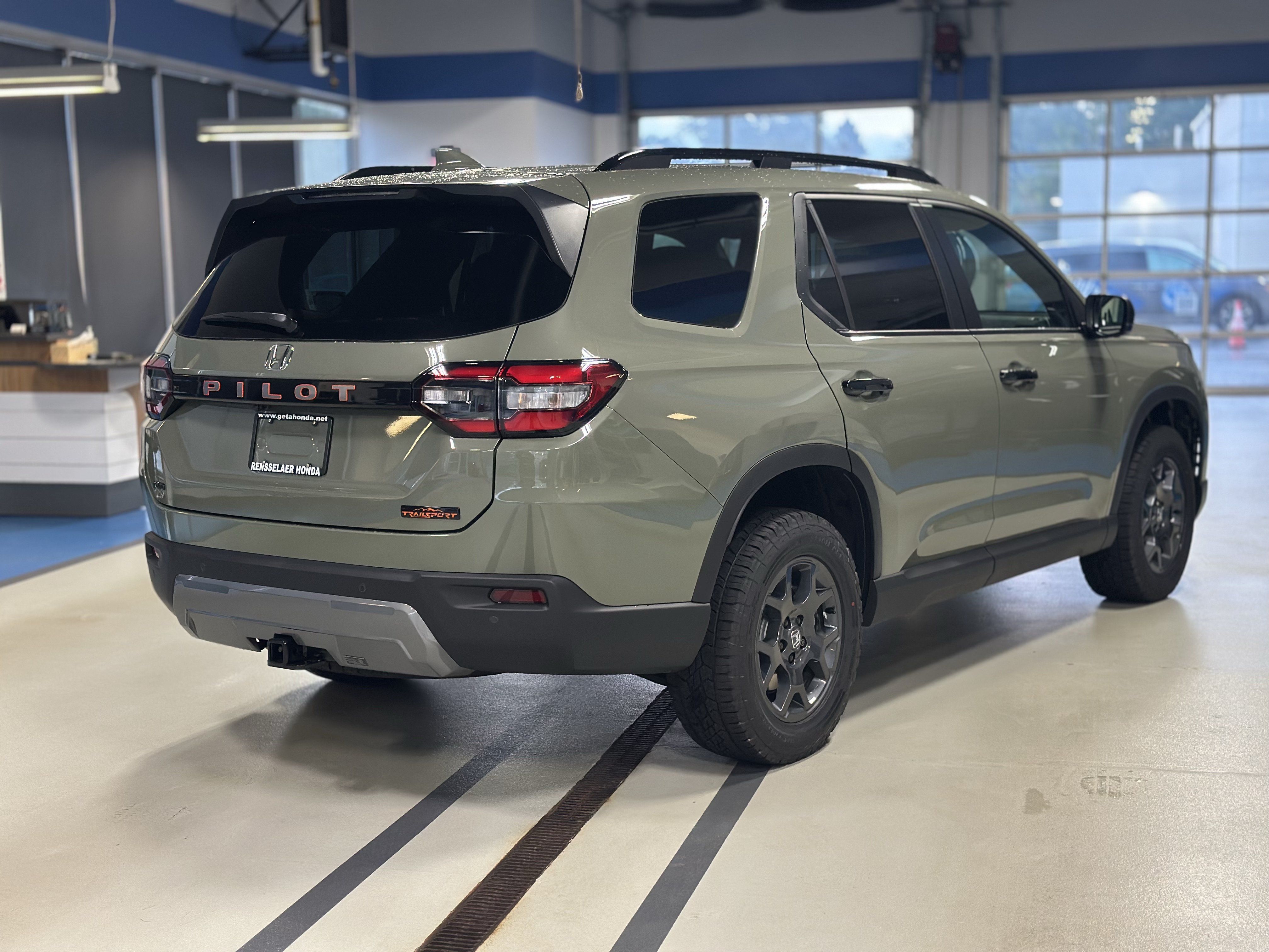 New 2026 Honda Pilot TrailSport image 5