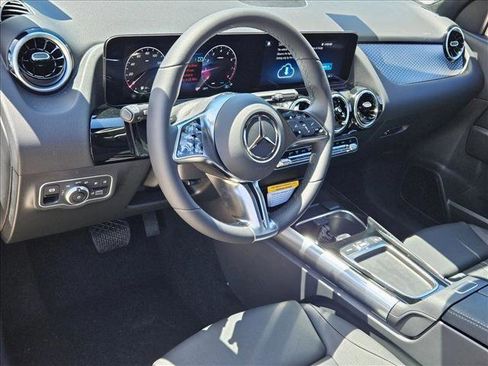 New 2026 Mercedes-Benz GLA 250 image 3