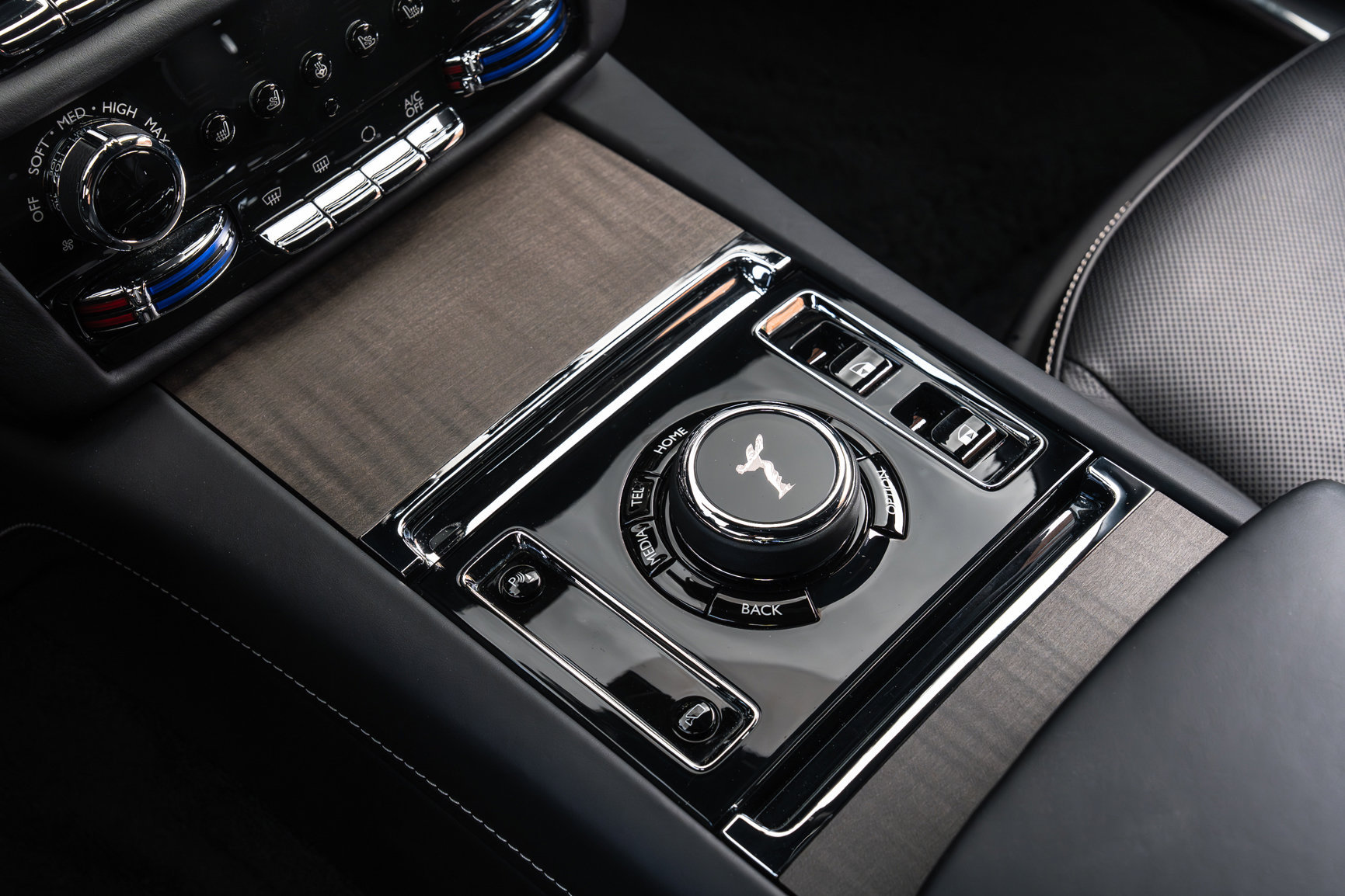 Certified 2024 Rolls-Royce Spectre w/ Spectre Launch Package AWD/4WD image 33