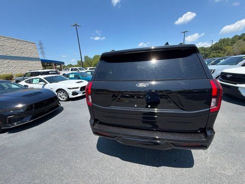 New 2027 Ford Expedition Max Platinum w/ Stealth Appearance Package AWD/4WD image 14