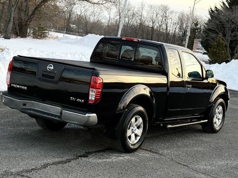 Used 2011 Nissan Frontier SV w/ SV Premium Utility Pkg image 21