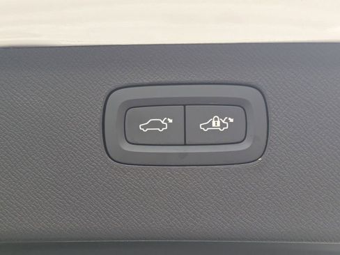 New 2026 Volvo XC90 T8 Ultra w/ Lounge Package image 14