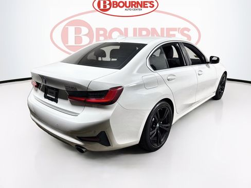 Used 2021 BMW 330i xDrive Sedan w/ Premium Package AWD/4WD image 11