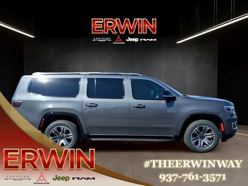 Certified 2024 Jeep Wagoneer L Series II w/ Flexible Seating Group AWD/4WD image 29