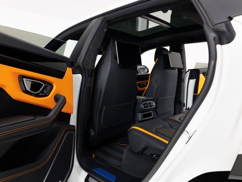 Used 2024 Lamborghini Urus S image 57