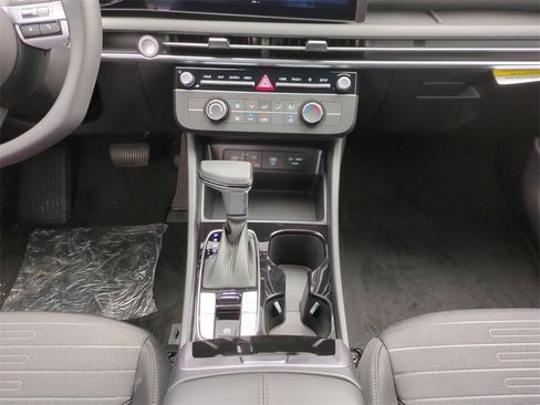 New 2026 Hyundai Santa Cruz SE image 19