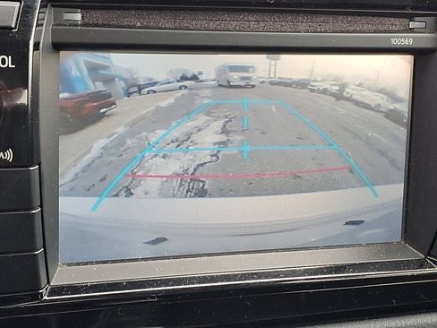 Used 2016 Toyota Corolla LE Premium image 22