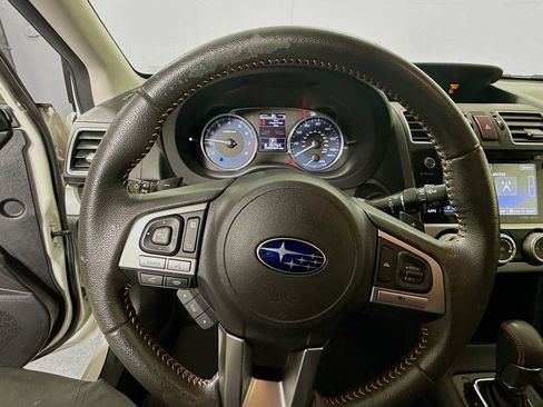 Used 2017 Subaru Crosstrek 2.0i Limited image 10