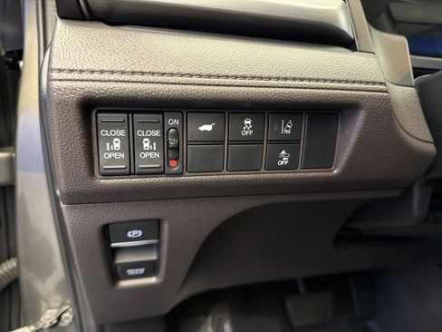 Used 2019 Honda Odyssey EX-L image 15