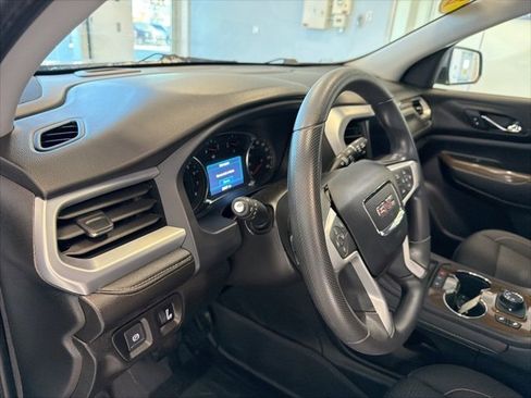 Used 2023 GMC Acadia SLE w/ Driver Convenience Package image 19