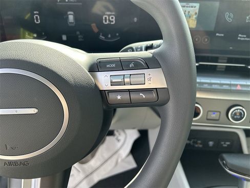 New 2026 Hyundai Kona SE image 24