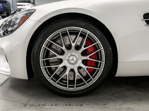 Used 2016 Mercedes-Benz AMG GT S image 9