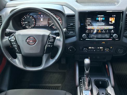 Used 2023 Nissan Frontier PRO-4X w/ Technology Package AWD/4WD image 13