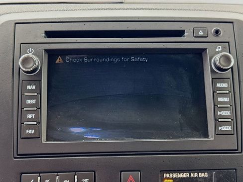 Used 2011 Buick Enclave CXL AWD/4WD image 17