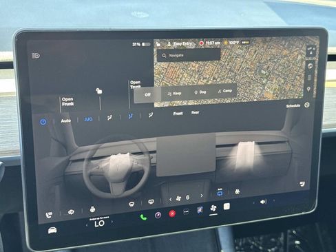 Used 2022 Tesla Model Y Long Range image 12