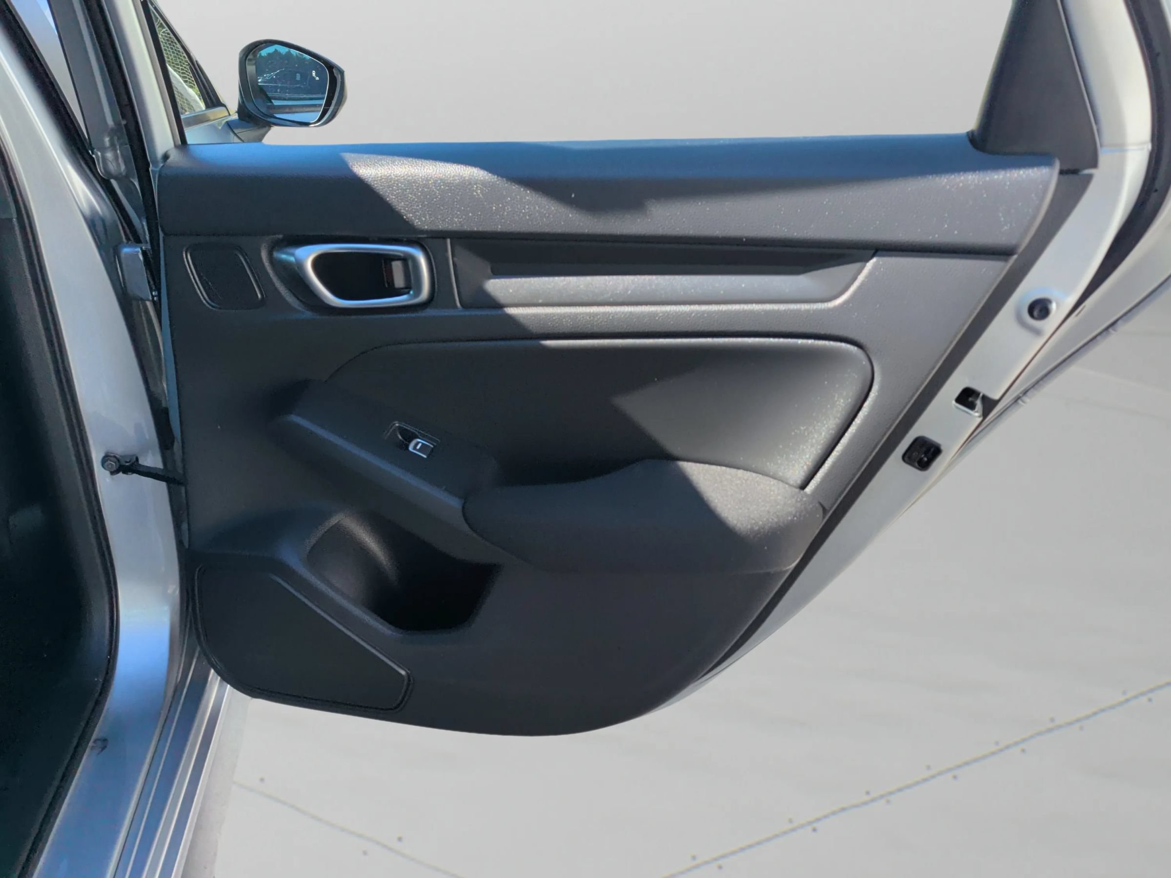 Used 2025 Honda Civic Sport image 38