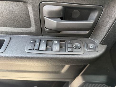 Used 2024 RAM 3500 Tradesman w/ Chrome Appearance Group image 18