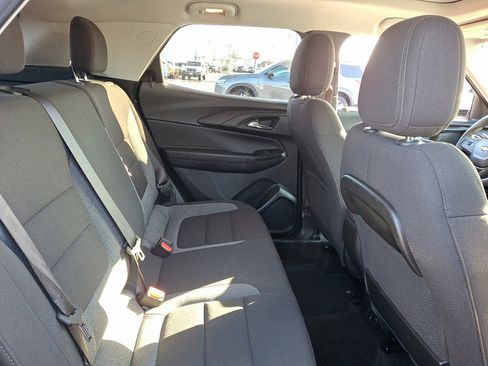 Used 2021 Chevrolet TrailBlazer LT w/ Sun and Liftgate Package image 15